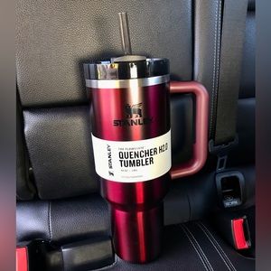 Stanley Holiday 2023 Limited Edition 40oz Quencher - “Rosewood Glow” Tumbler new